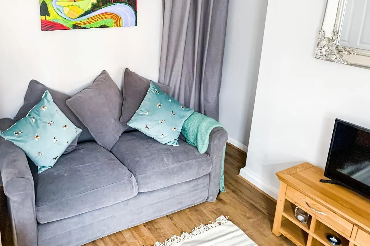 בית נופש יורק The Knavesmire - Quaint Victorian Home With Free Parking